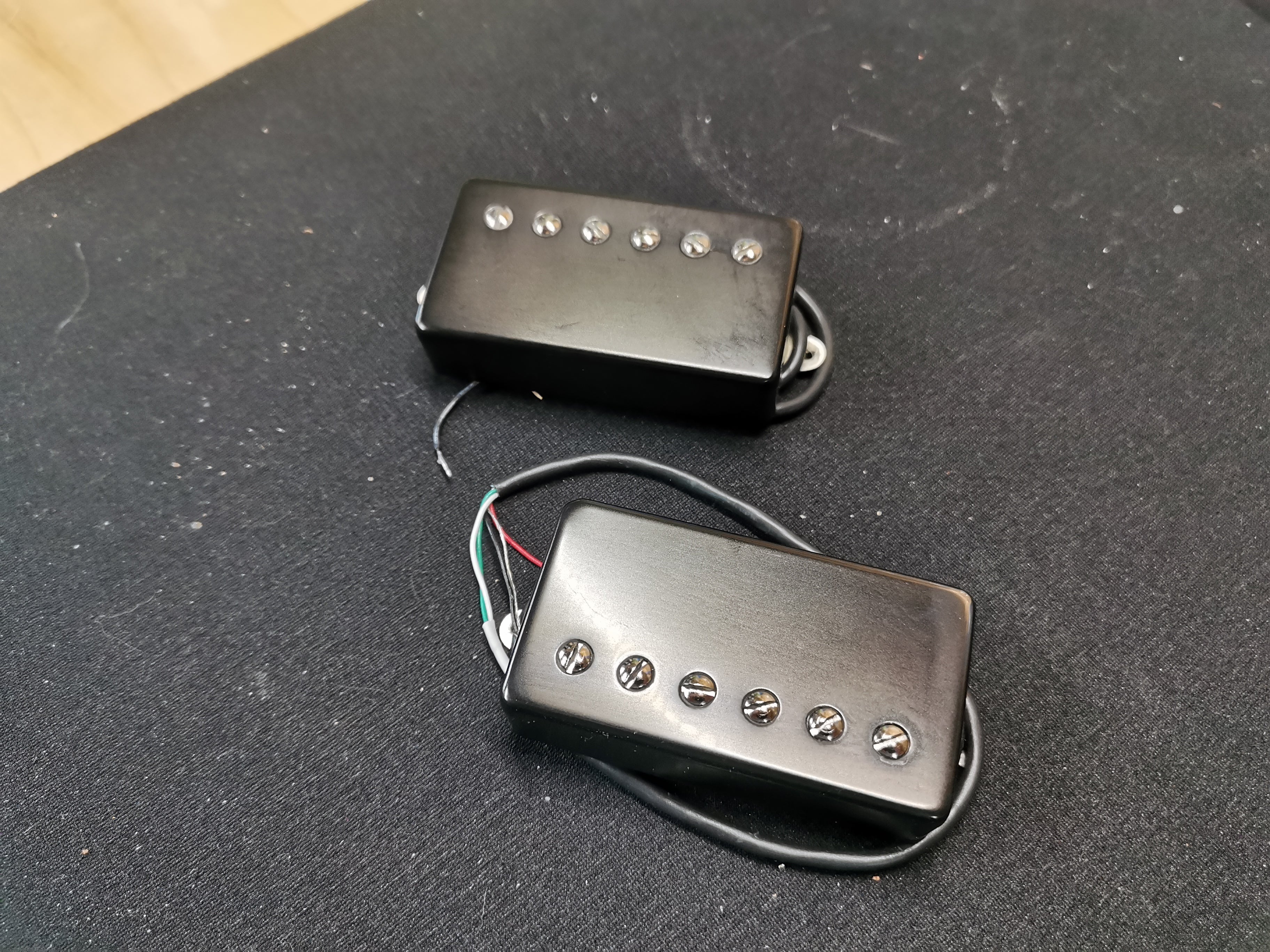 Bare Knuckle - Set de micros Brut Force Guitares Perro