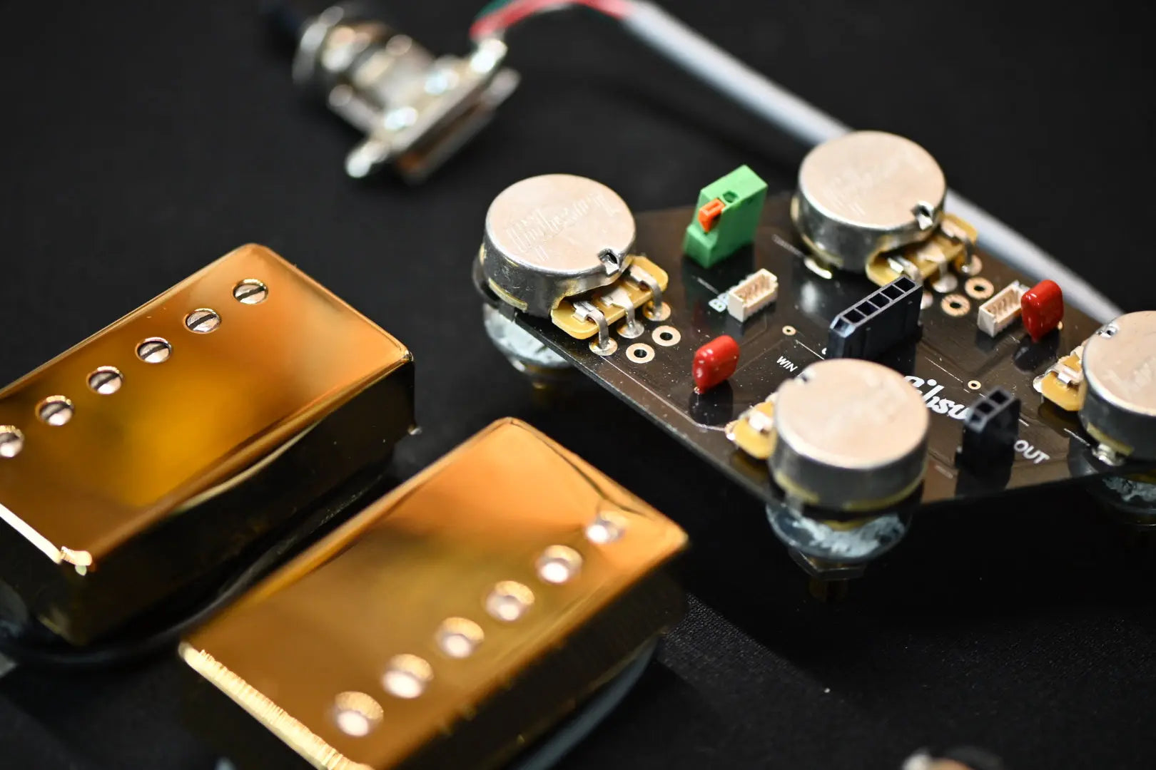 Micros Gibson 490T/490R et harnais complet